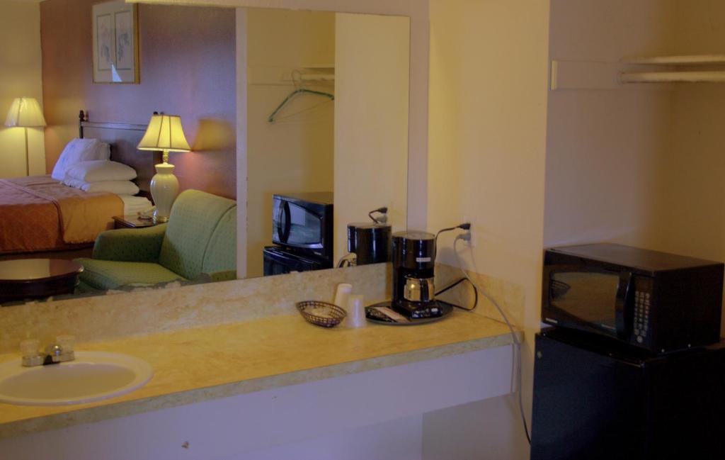 Somerville Inn And Suites Rum bild